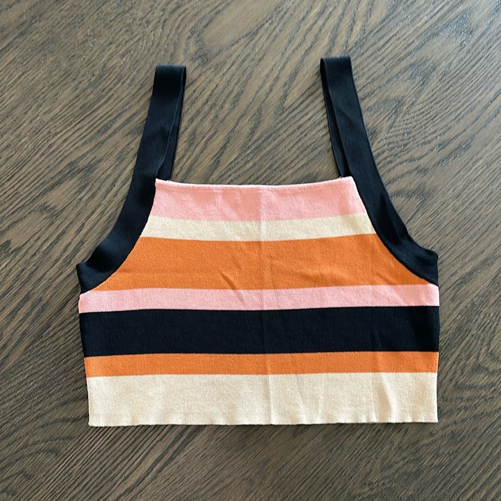 Vestique Cropped Knit Stripe tank, size large, excellent condition!